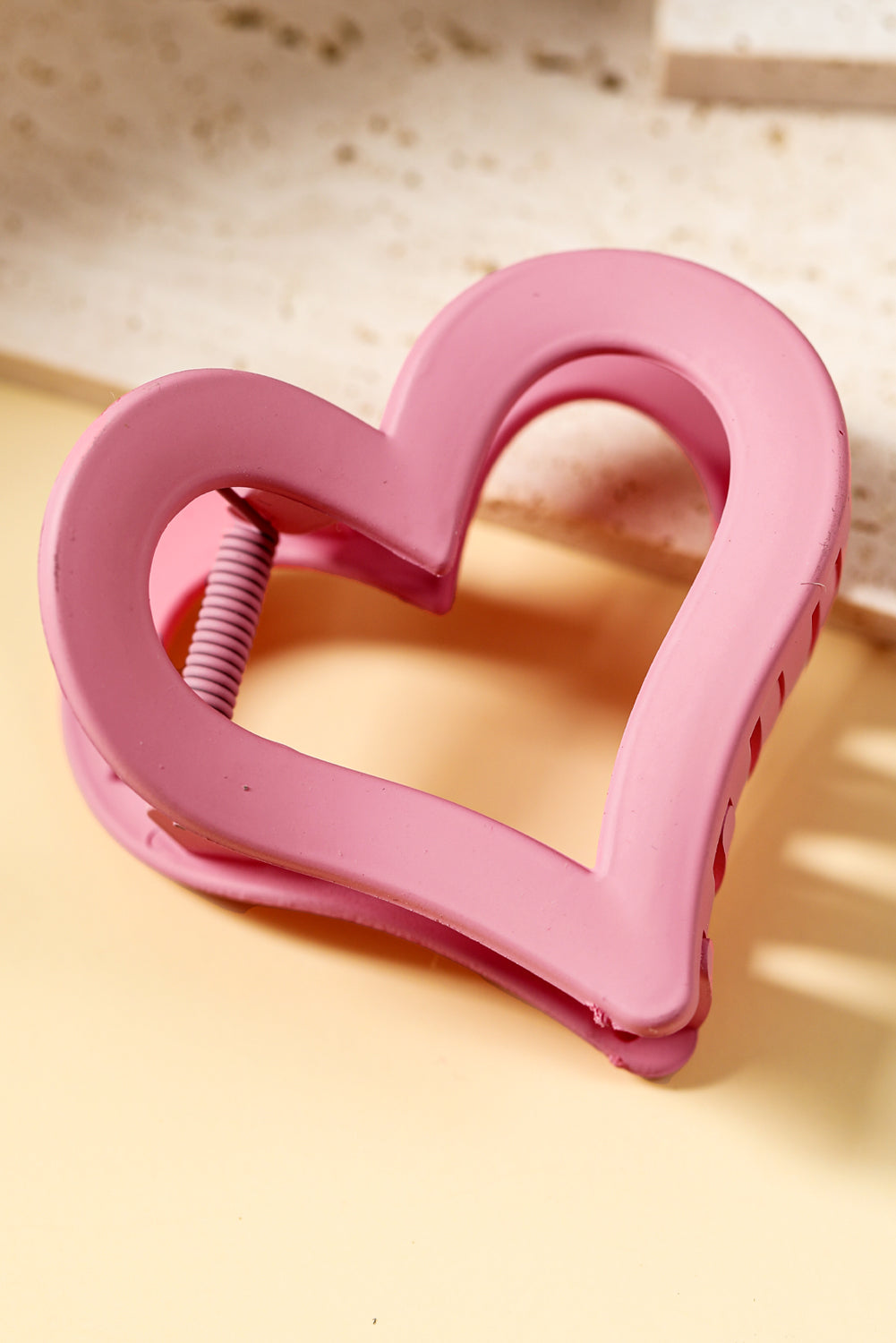 Black Simple Frosted Heart Shaped Hair Claw Clip